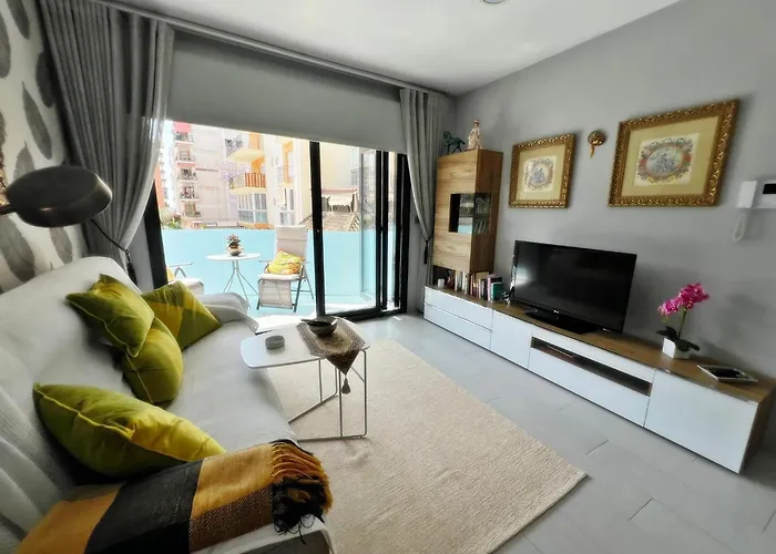 Luxury And New Apartment With Pool