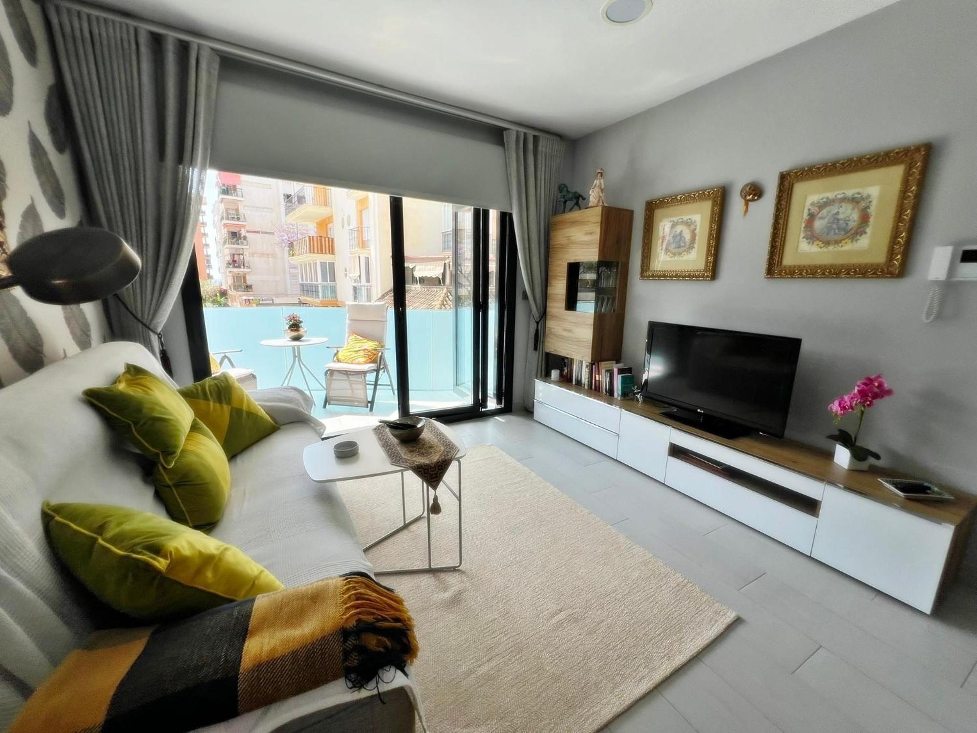 Apartment Luxury And New With Pool