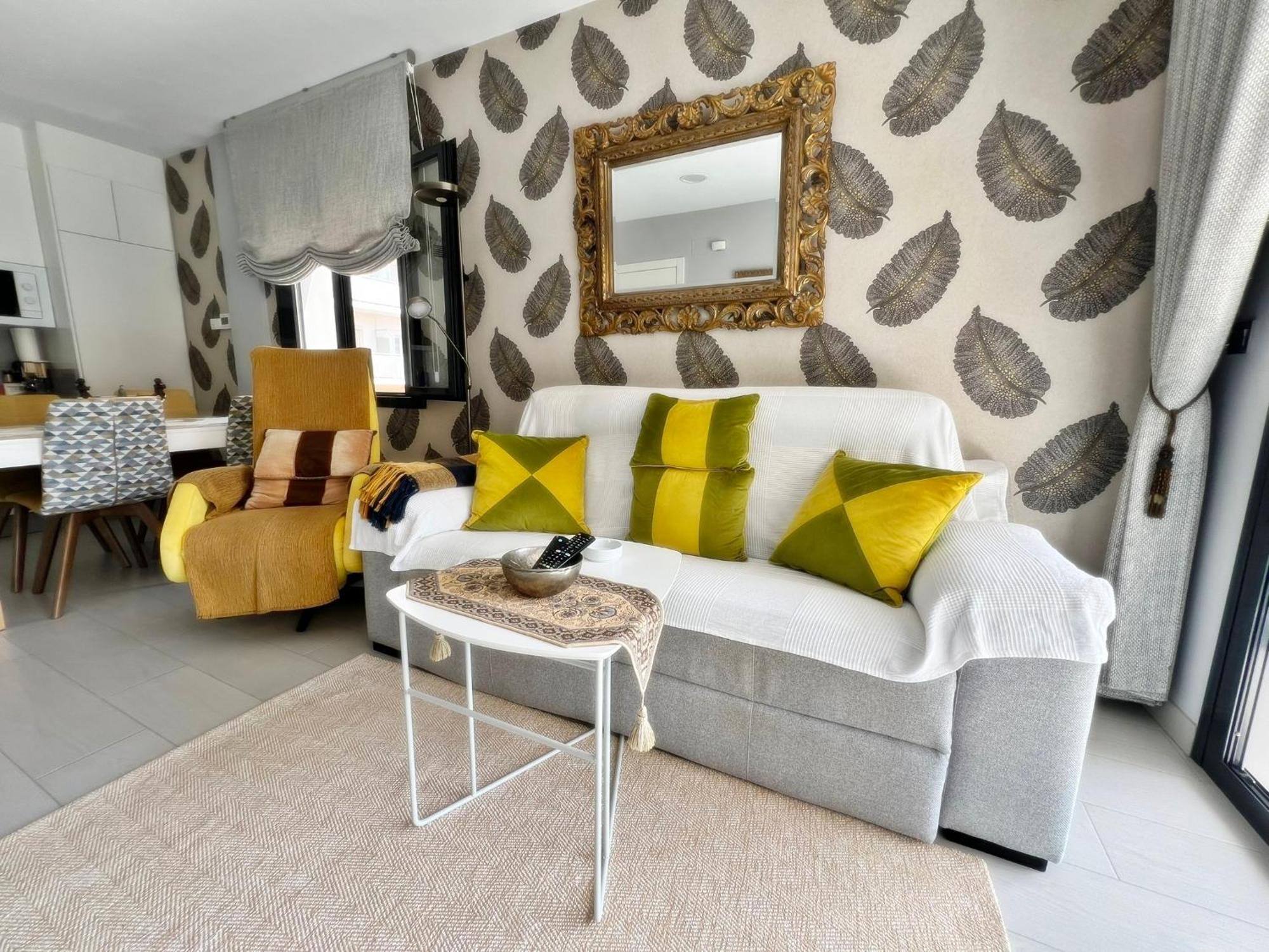 Apartment Luxury And New With Pool